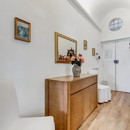 Living Repubblica Apartment Rome