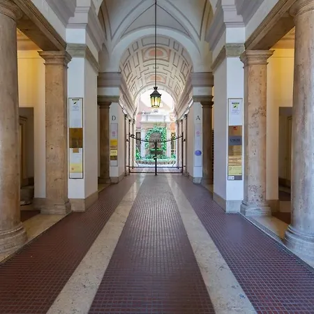 Living Repubblica Apartament Rzym